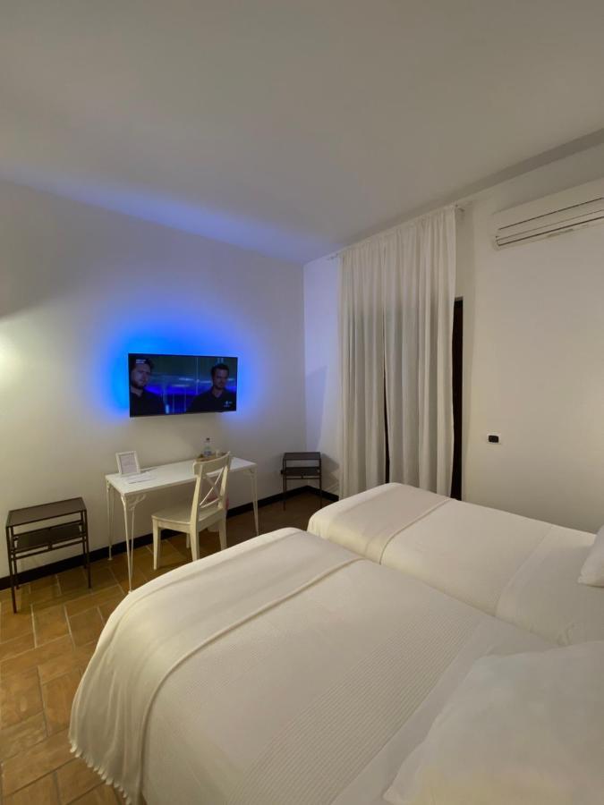 Domus Giuliae Hotel Trecastagni Bagian luar foto
