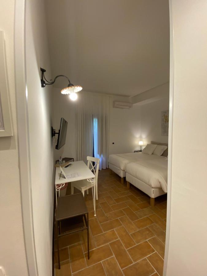 Domus Giuliae Hotel Trecastagni Bagian luar foto