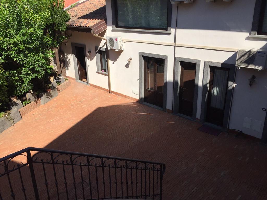 Domus Giuliae Hotel Trecastagni Bagian luar foto