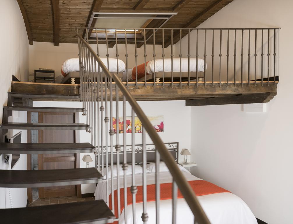 Domus Giuliae Hotel Trecastagni Bagian luar foto